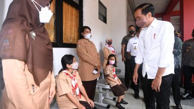 Tinjau Vaksinasi Anak Usia 6-11 Tahun, Presiden Harap Anak Terlindungi Covid-19