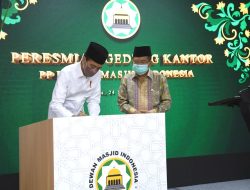Presiden Jokowi Resmikan Gedung Kantor Pimpinan Pusat Dewan Masjid Indonesia