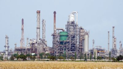 PT Kilang Pertamina Internasional Unit Balongan Pastikan Produksi BBM & LPG ke Masyarakat Aman Selama Natal dan Tahun Baru