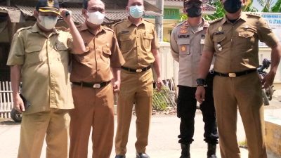 Camat Sindang Rusyad bantu warga tidak mampu