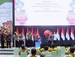 Buka Perdagangan BEI, Presiden Optimistis Berbagai Tantangan 2022 Bisa Dilalui