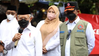 Kepala BNPB Dampingi Wakil Presiden Tinjau Lokasi Terdampak Gempabumi M 6,6 Banten