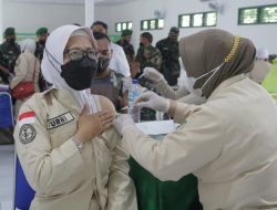 Cegah Penyebaran Corona, Jajaran Kodim 0616 Indramayu Divaksinasi Booster