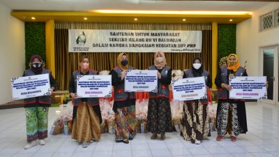 Istri Pekerja Pertamina Balongan bagikan 1.000 Bingkisan ke Masyarakat Sekitar Kilang