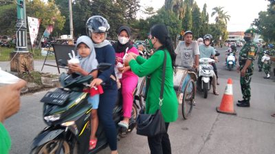 Jajaran Kodim 0616 bagikan Takjil Gratis bagi masyarakat umum