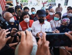 Tinjau SPBU di Kalimantan, Menteri ESDM dan Dirut Pertamina Pastikan Suplai BBM Berjalan Baik