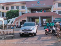 Unjukrasa Mahasiswa Indramayu Berusaha Merangsek ke Gedung DPRD