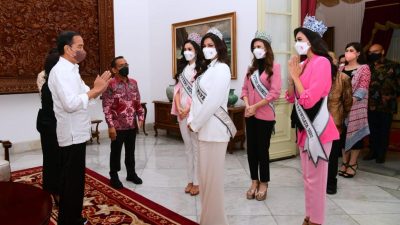Presiden Jokowi Terima Kunjungan Puteri Indonesia 2022 dan Miss Universe 2021
