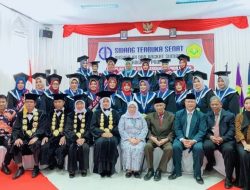 STIKes Indramayu Cetak Bidan Profesional, Gelar Wisuda Perdana Profesi Bidan