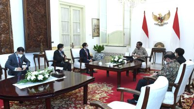 Presiden Jokowi Terima Kunjungan Menlu Vietnam, Bahas Perdagangan hingga Perundingan ZEE