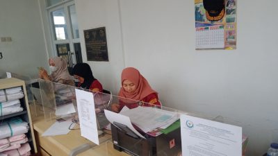 Syahbandar Pelabuhan Perikananan Karangsong & PPN Kejawanan Cirebon Buka Gerai SKKP