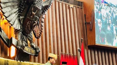 Presiden Jokowi Tiba di Gedung Nusantara, Berbaju Paksian Asal Bangka Belitung