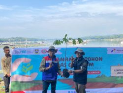 Pertamina Patra Niaga Tanam Ratusan Pohon di DAS Citarum