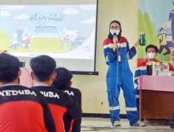 Bangkitkan semangat Belajar, Perwira Kilang Pertamina Balongan Beri Edukasi Siswa SMP Negeri 1 dan 2 Balongan