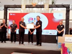 Turut Sukseskan BIK Tahun 2022, Bupati Nina Dianugerahi Penghargaan dari OJK Cirebon