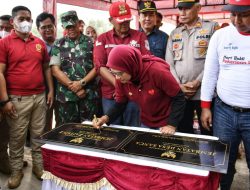 Bupati Indramayu Resmikan Jembatan Desa Kertawinangun