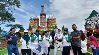 PRAWITA GENPPARI Kagumi Arsitektur Gaya Tradisional Rusia di JANS PARK