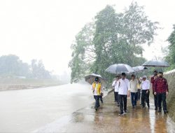 Tinjau Proyek Normalisasi Kali Ciliwung, Presiden: Segera Kita Lanjutkan Kembali