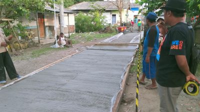 Pengurus Pantai Balongan Indah 2 Gelontorkan CSR Untuk Bangun Jalan