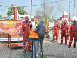 Kilang Pertamina Balongan Intens Edukasi Masyarakat Cara Menanggulangi Kebakaran