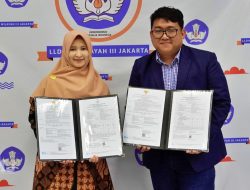 Dua Dosen Universitas Muhammadiyah Jakarta Terima SK Guru Besar