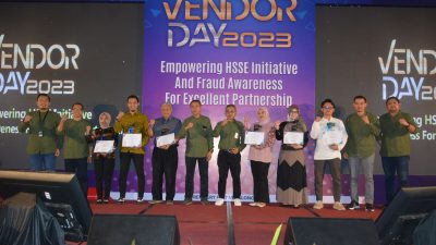 Gelar Vendor Day, PT KPI RU VI Beri Penghargaan Kepada Perusahaan Mitra Kontraktor