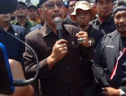 Tolak Kebijakan soal Migrasi Kapal Tangkap Ikan, Nelayan Indramayu Unjuk Rasa