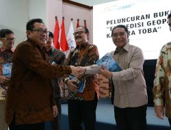 Budayawan Erros Djarot : Enggak Usah Merengek – Rengek ke Kemenkominfo