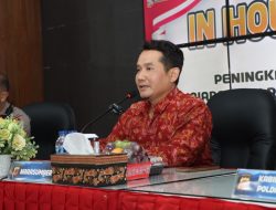 Dede Farhan Aulawi, Memahami Era Post Truth dan Implikasi Sosialnya