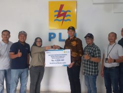 Paskibraka Asal Madina Terima Bantuan Tabungan Pendidikan Dari PLN UP3 Padang Sidimpuan