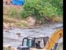 Enam Excavator Nambang Emas Ilegal Khawatirkan Keselamatan Ribuan Warga Siulangaling