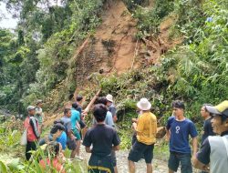 Tobing Simandolam Longsor, Akses Jalan Tertutup Sementara