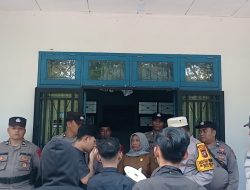 Mahasiswa Demo Kantor Dinas Perikanan Madina