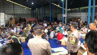 Pastikan Keamanan Menjelang Pemilu 2024, Kapolres Indramayu Tinjau Gudang Logistik KPU