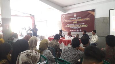 Jelang Pemilu, KPPS Kecamatan Sindang Gelar Bimtek Guna Tingkatkan Kemampuan Anggota