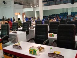 Sidang Paripurna Peringatan HUT ke-25 Madina di Hiasi Banyaknya Bangku Kosong 