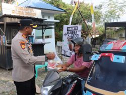 Kapolres Madina Buka Puasa dan Berbagai Rezeki Dengan Abang Betor