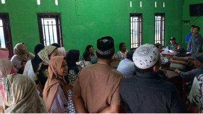 Coret Data Warga Penerima BLT, Kades Sirambas Didemo Warga