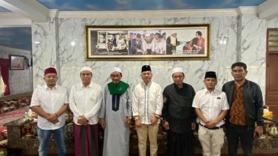 Silaturahmi kepada Syekh Ali Akbar Marbun, Nikson Nababan Dipuji Sebagai Sosok Cerdas dan Pluralis