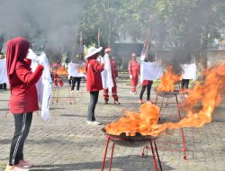 Cetak Rekor MURI, Ratusan Ibu-ibu Ikuti Pemadaman Api Serentak di Pertamina RU VI Balongan