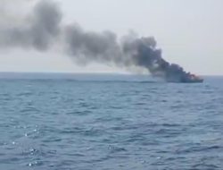 Kapal Mina  Sumitra  Dari Indramayu Terbakar
