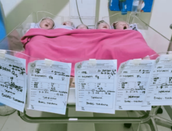 Seorang Ibu, Melahirkan anak Kembar 5