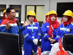 Kenalkan Area Kerja di Kilang, Pertamina RU VI Ajak Keluarga Pekerja Visit Kilang Balongan.