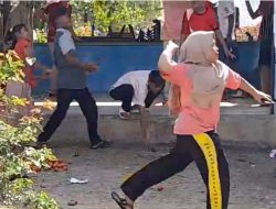 Polisi Cek TKP Kasus Pengrusakan Balai Desa Sirambas