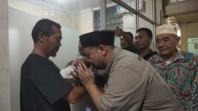 Calon Wakil Bupati, Ichwan Husein Bantu Biaya Persalinan Ibu Nur Habibah