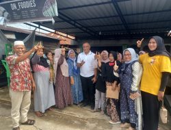 Harun Mustafa Dicegat Emak-Emak di Banjar Sehat 