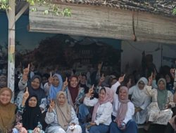 Ratusan Ibu Pengajian Pasar 3 Natal Siap Menangkan Harun-Ichwan Di Pilkada Madina