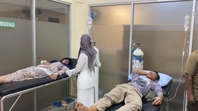 Diduga Keracunan, Puluhan Warga PMKS PT GLP Dilarikan Ke Rumah Sakit