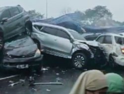 Kecelakaan Maut di Tol Cipularang Libatkan Puluhan Kendaraan