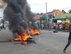 Demonstrasi Ricuh di Madina, Warga Tuntut Penangkapan Pelaku Pemerkosaan